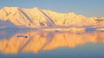 Cercetătorii dezvăluie o structură gigantică ascunsă sub Antarctica de 160 de milioane de ani