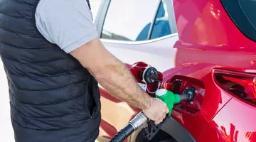 Cât costă un litru de benzină și motorină duminică, 5 iulie 2026, în București, Cluj-Napoca, Timișoara, Iași și Constanța