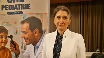 Miracol la Spitalul ,,Grigore Alexandrescu”: un băiat născut fără o ureche a auzit pentru prima dată, după o premieră medicală