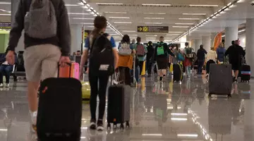 Se mai poate trăi cu 1.500 de euro pe lună în Spania? Cât costă viața de zi cu zi și cum se descurcă românii care muncesc în peninsulă