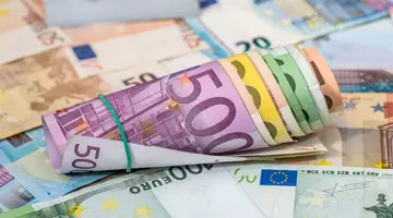 O femeie din Pojorâta a crezut că va primi o moștenire din Franța, dar a pierdut 45.000 de euro