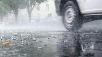 Ploi torențiale, grindină și vijelii în 28 de județe până la noapte. Harta zonelor vizate de avertizarea meteo ANM cod galben