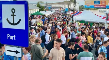 ChatGPT a făcut un borș de fake-news: cum au ajuns sute de turiști, la Jurilovca, la un festival care nu exista