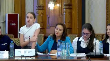 Ce se întâmplă când un copil devine ținta unei dezbateri naționale. Psihologul Radu Leca, despre trauma Ilincăi, eleva care a plâns în fața ministrului Educației: „Rușinea publică poate lăsa urme profunde”