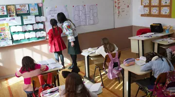 De ce merg copiii la școală doar trei zile, în această săptămână