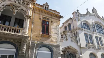 Palatul în care încă mai tropăie fantomele Bucureștiului de altădată. Povestea casei lui Hermann Rieber