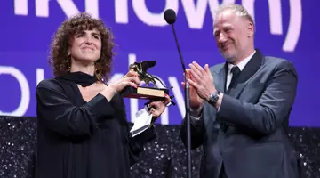 „Woman Unknown” a câștigat Leul de Aur. Prima reacție a Roxanei Voloșeniuc, redactor șef Elle România, prezentă la Festivalul de Film de la Veneția 2026: „Este extraordinar”