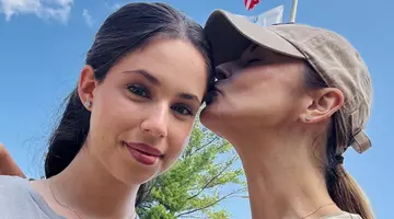 Fiica Andreei Marin se întoarce în România. Anunțul făcut de mama ei, după ce Violeta a plecat la studii în America. „Ea știe ce înseamnă această muncă”