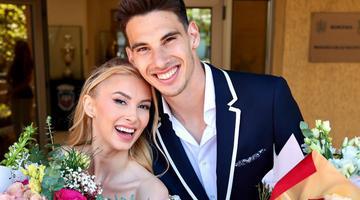 Primele imagini de la nunta anului! Cel mai emoționant VIDEO! 4 rochii de mireasă, 30.000 de flori, 250 de invitați, bijuterii de 200.000 de euro! Andreea Bălan a vrut să fie ca o prințesă și i-a ieșit!
