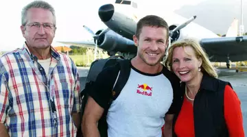 Ultima oră! Gestul complet neașteptat al părinților lui Felix Baumgartner, la 102 de zile de la moartea lui. Mihaela nu a avut nici un cuvânt de spus. Relația ei cu socri e pe un butoi cu pulbere