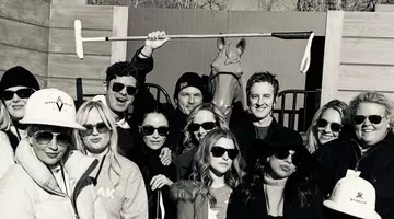 Secret uriaș dezvăluit! Actrița iubită de români așteaptă copil de la SOȚIA ei! Da, două dintre cele mai celebre femei se iubesc, s-au căsătorit și vor deveni mame!