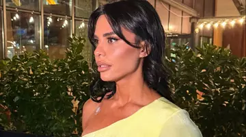 Andreea Popescu, distracție pe iaht cu un bărbat celebru și bogat din România! Imaginile spun totul despre relația lor!