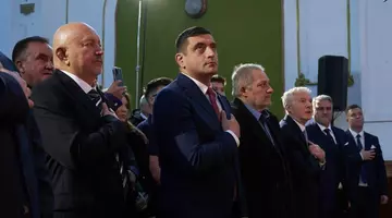 Ultima oră! Tragedie în politica românească! Celebrul politician a murit în zi de Paște, în puterea vârstei, iar George Simion e devastat: “Cu mare tristețe anunțăm plecarea la Domnul…”