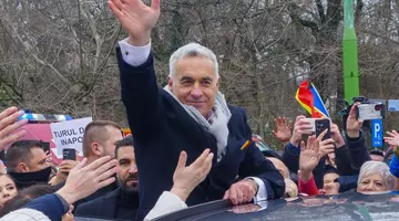 #BreakingNews care revoltă milioane de români! Verdictul instanței a venit acum 2 minute! Decizie halucinantă în cazul arestului lui Călin Georgescu! E oficial.