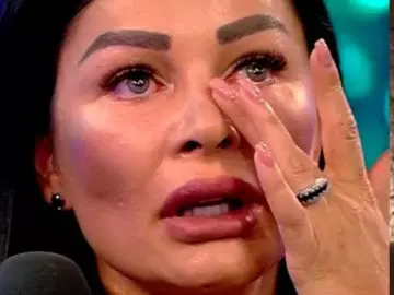 brigitte-sfat-plange-side