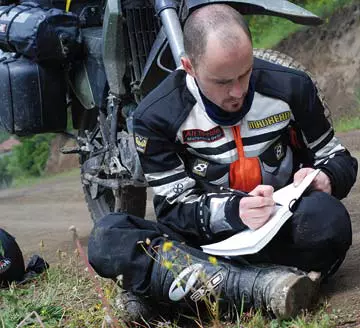 Ocolul pamantului pe 2 roti