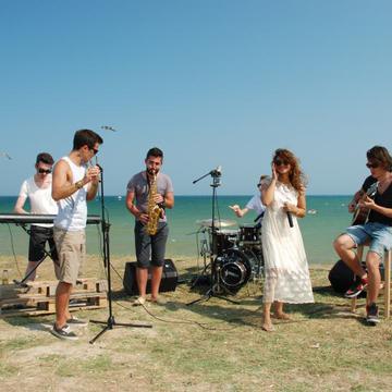 Kiss, primul videoclip Aylin and The Lucky Charms feat. Alexandru Burcea