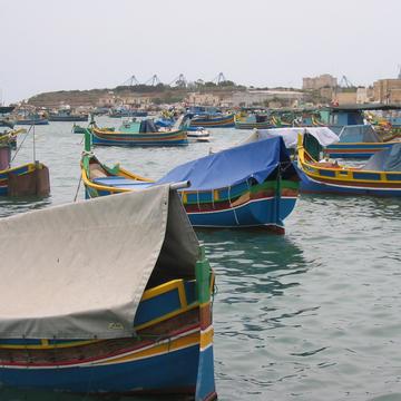 Marsaskala, oraşul pescăresc cu bărci colorate