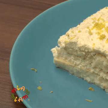 MIAM-MIAM! Tort brazilian cu spumă de lămâie (Pave de limao)