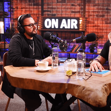 Cu cine formează Cristi Mitrea un cuplu de aproape 4 ani. „Ne lăsăm, iar ne luăm. E foc”