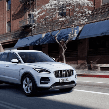 Jaguar E-Pace, o mașină intens accesorizată