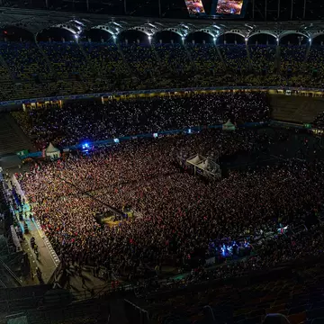 WE ARE ONE a strâns peste 4.5 milioane de lei, bani donați către Crucea Roșie Română pentru ajutarea poporului ucrainean