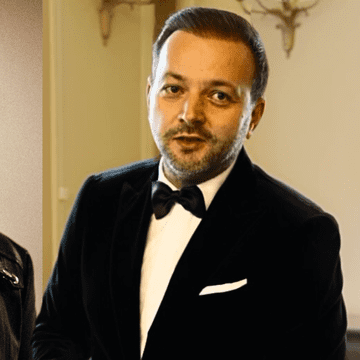 Tinu Vidaicu a deschis proces împotriva lui Mihai Morar pentru defăimare. Cum l-a jignit prezentatorul pe artist, în direct, la radio