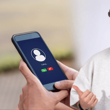 Speak, la un pas să rămână fără bani în conturi, după ce a primit un apel. Mulţi români se confruntă cu aceeaşi problemă!