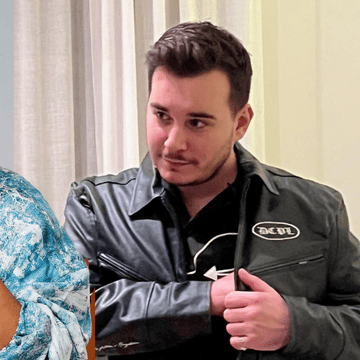 Sebastian Dobrincu l-a dat în judecată şi pe Siviu Faiăr, după ce a pierdut procesele cu ceilalţi vloggeri. De la ce a pornit totul