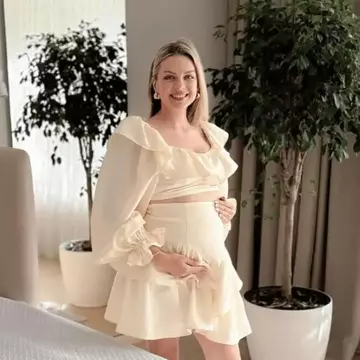 Influencerița Maria Cârnaț a născut cel de-al 10-lea copil: „Sunt profund recunoscătoare”