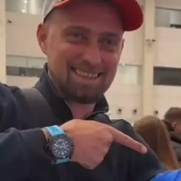 Gabi Tamaș și Serghei Mizil au cedat la rugămințile fanilor de a bea împreună, după Asia Express. Cei doi organizează șpriț de iarnă: „Să facem o brigadă de consumatori”