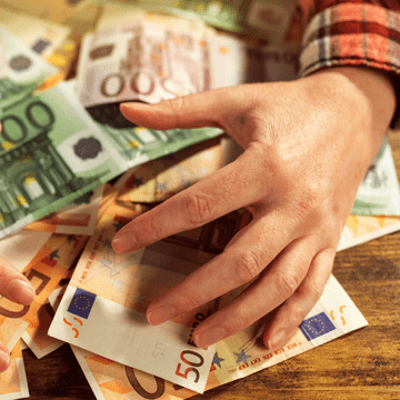 Horoscop săptămânal 12 - 18 ianuarie 2026. Începe o perioadă magică. Se deschid porțile abundenței și o zodie se va lăfăi în bani