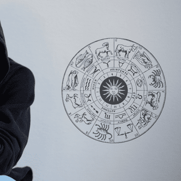 Horoscop 24 februarie 2026. Nu are deloc liniște sufletească. O zodie află un adevăr dureros, se va împiedica la orice pas căutând adevărul