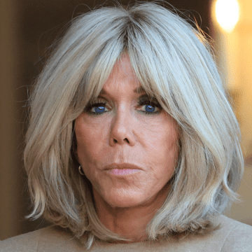 Brigitte Macron, în centrul unei noi controverse, la un an de la incidentul din avion. Ce s-a aflat despre soția lui Emmanuel Macron
