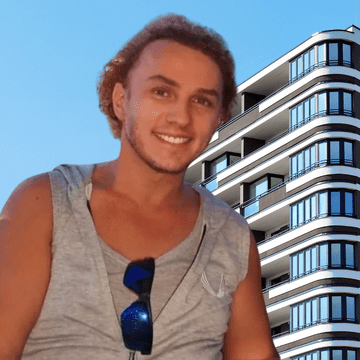 Cu cât o plătește Mihai Trăistariu pe camerista lui de la mare: „I-am zis că îi mai dau 500 de lei în plus în 2026”