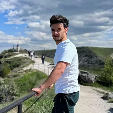 Cum a ajuns Dima Trofim la spital, în timp ce era în vacanță în Bulgaria. Cât l-a costat o perfuzie