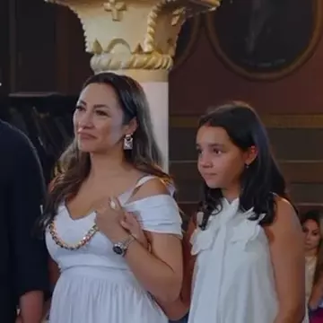 Andra și Cătălin Măruță și-au reînnoit jurămintele, la 18 ani de căsătorie. După biserică, au făcut mare chef cu toți colegii din showbiz