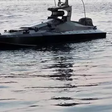 O dronă marină încărcată cu explozibil, distrusă de un F-16 lângă platforma Neptun Deep din Marea Neagră. Ministrul Apărării: „Nu este de proveniență rusească” 