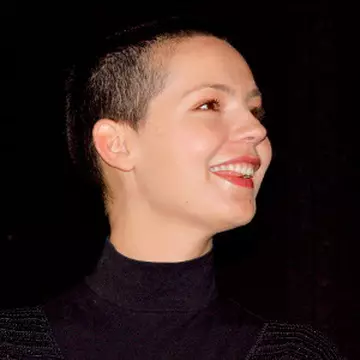 Desi micul ecran a facut-o vedeta, si-a dat televizorul afara din casa!