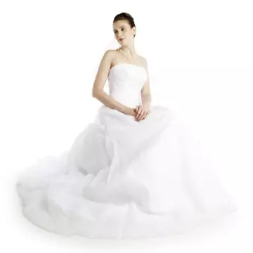 Prima alegere: rochia de mireasa