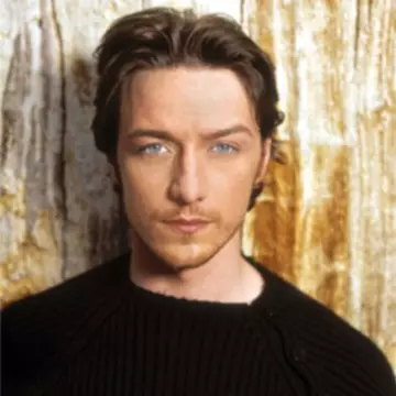James McAvoy saruta cel mai bine