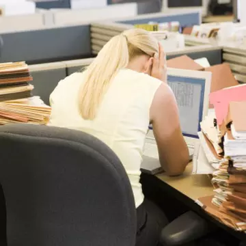 Ambiţioasă sau workaholică?