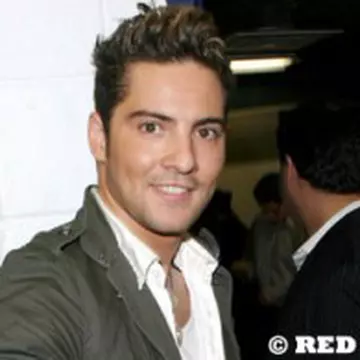 David Bisbal concertează şi el în Bucureşti (video)