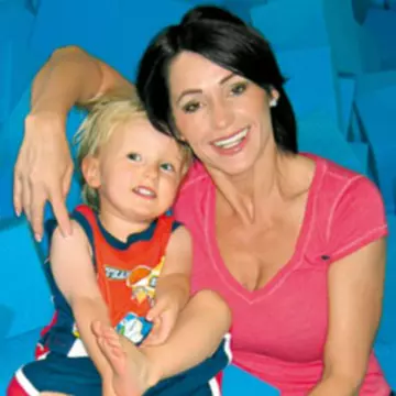 Nadia Comaneci este o mămică devotată