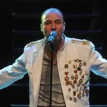 Vank, Bere Gratis şi Spitalul de Urgenţă cântă în scop caritabil 