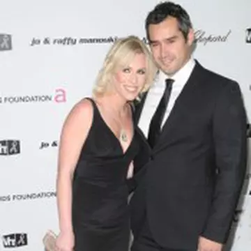 S-a căsătorit Natasha Bedingfield (video)
