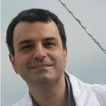 Mandruta: Barcile sunt de fapt insule. Eu de asta mi-am luat barca, sa evadez!