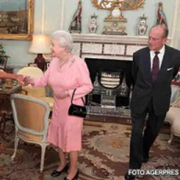 Regina Elisabeta a II-a are iPod de la Barack Obama