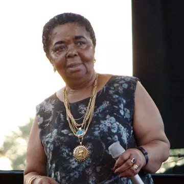 Cesaria Evora revine la Bucureşti