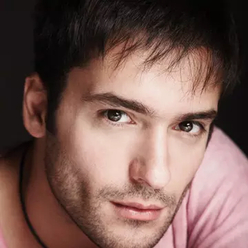 Radu Vâlcan, noua vedetă Acasă TV 